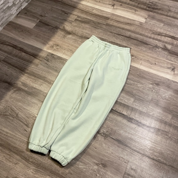 Mint Green comfrt pants - Picture 2 of 4